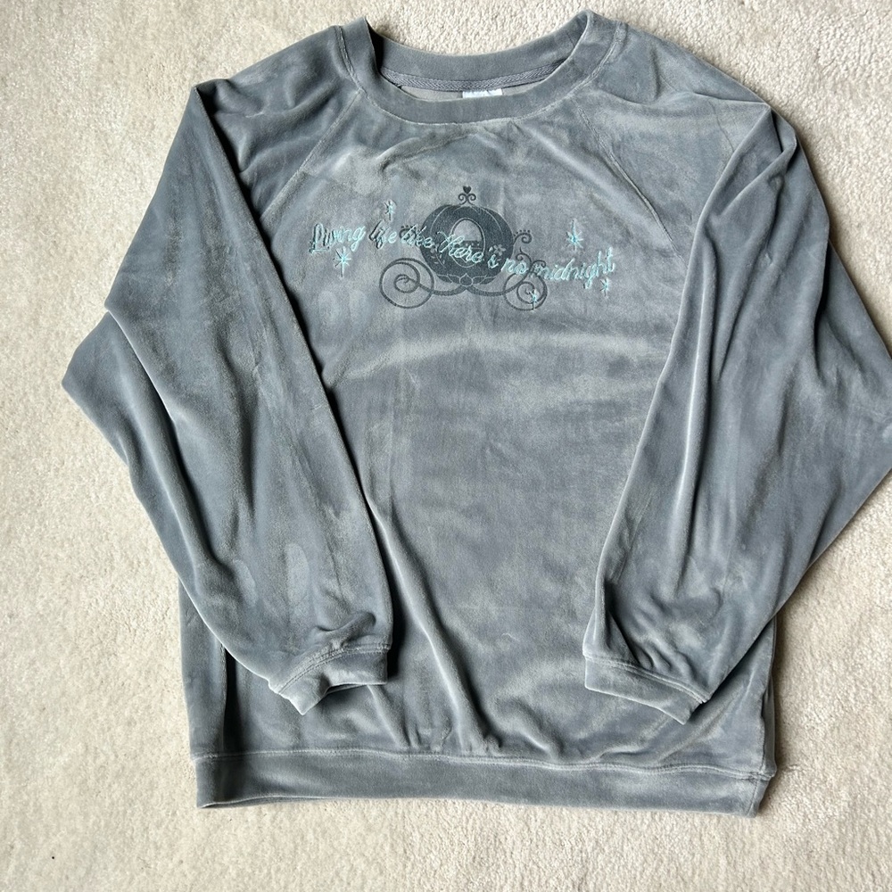 Cinderella sweatshirt - Picture 8 of 9